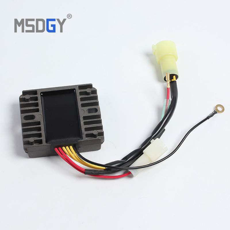 摩托车整流器适用Yamaha 6R3-81960-10-00 6R3-81960-00-00稳压器