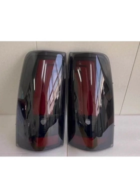 适用于2003-2006款Chevy Silverado GMC Sierra 1500 LED尾灯