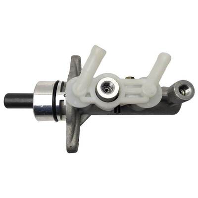 51110-85840汽车制动总泵刹车总泵适用于铃木奥拓SUZUKI ALTO III