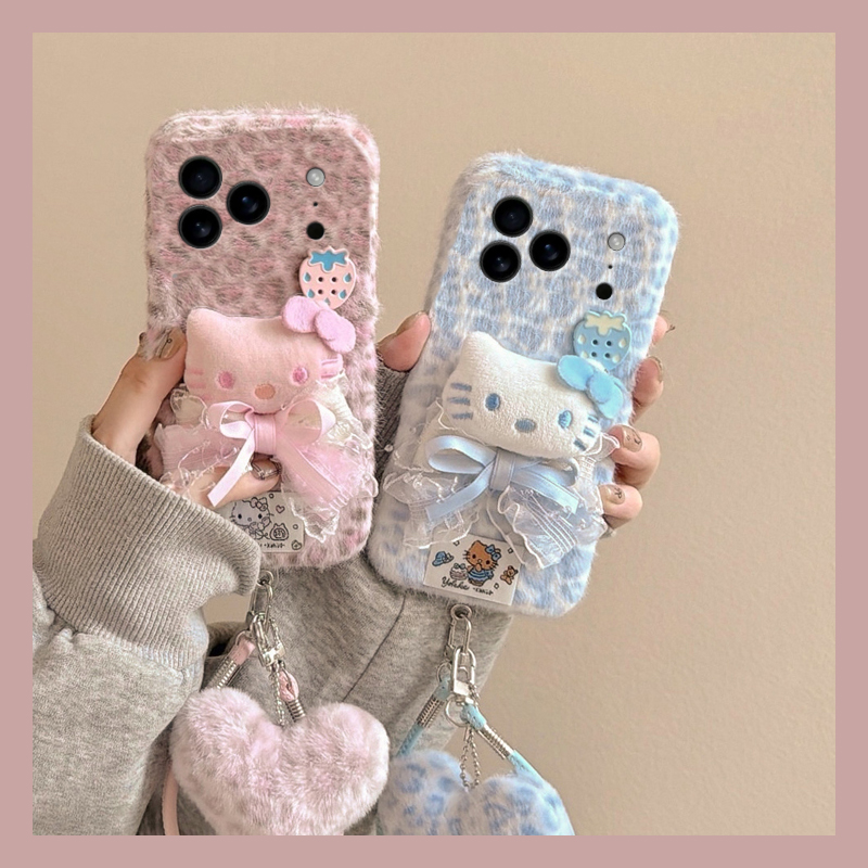 草莓豹纹kt猫适用苹果17air手机壳iphone16promax挂件15plus挂绳14秋冬13mini迷你12毛绒11卡通xr8/7xsmax6软