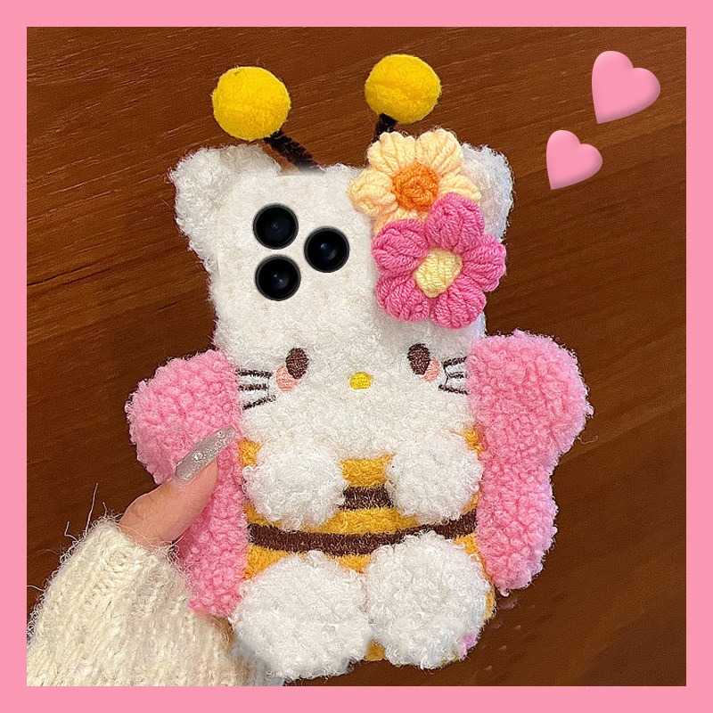 小蜜蜂凯蒂猫适用苹果17promax手机壳华为pura80荣耀400pro小米15卡通vivos30毛绒opporeno14秋冬季x300可爱p