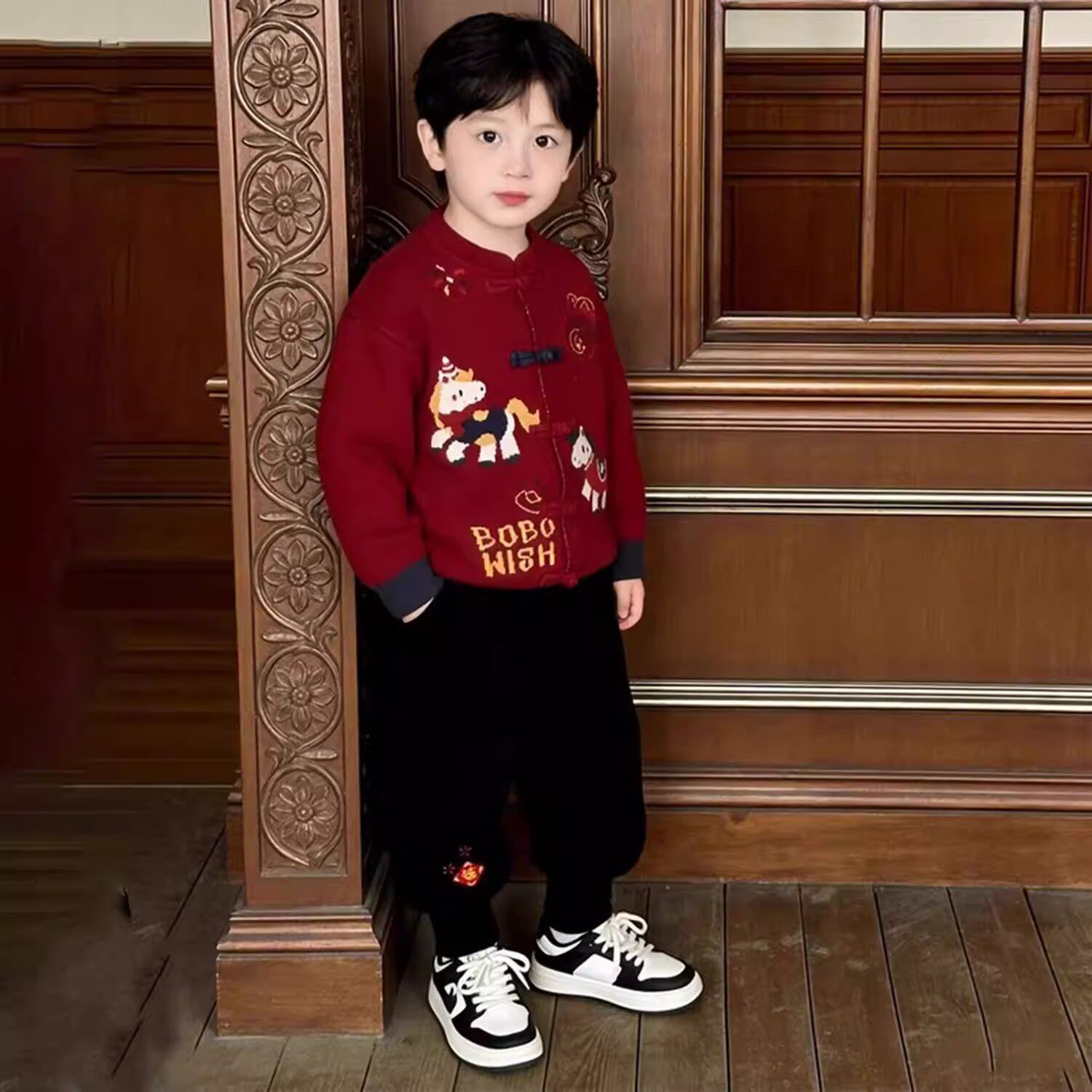 新中式男童2026冬季马年限定红色提花盘扣毛衣儿童拜年加绒束脚裤