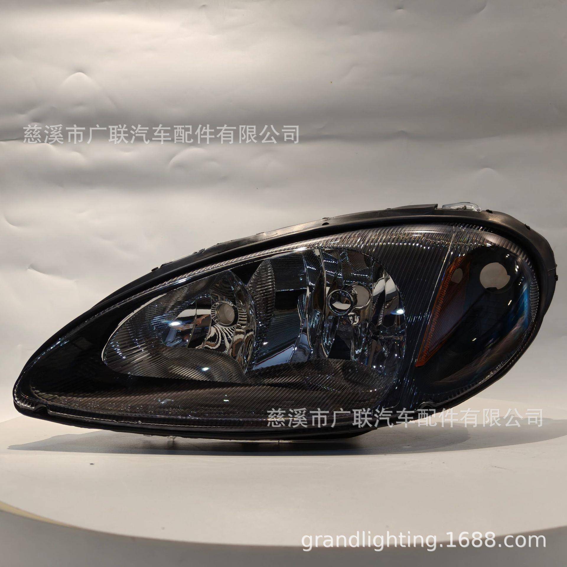 头灯01-05KELAISILEPT漫步者汽车大灯