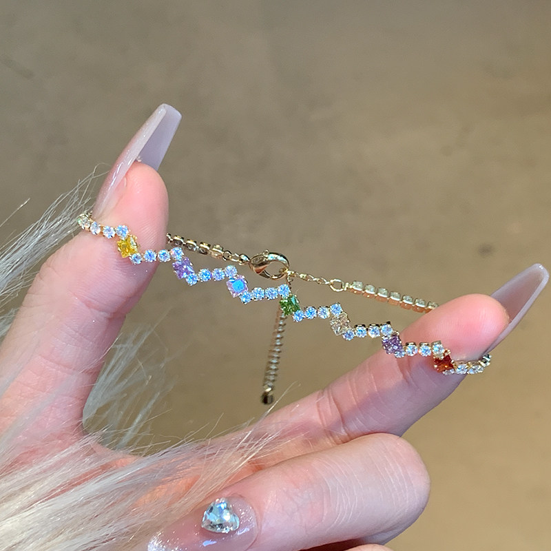 彩色水晶手链女生款在逃公主手链轻奢小众手串精致手绳甜美手饰品