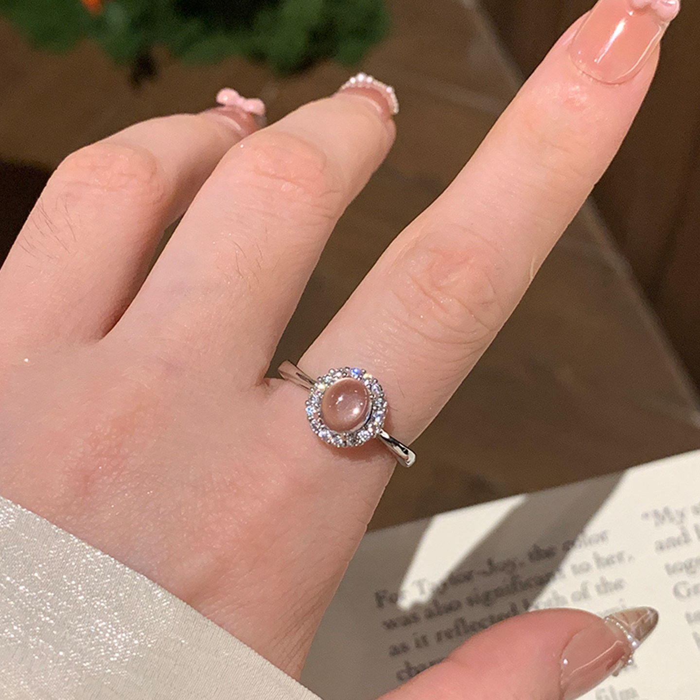 铜镀银戒指女轻奢高级感仿白玉髓鸽子蛋戒指新中式尾戒女小指指环