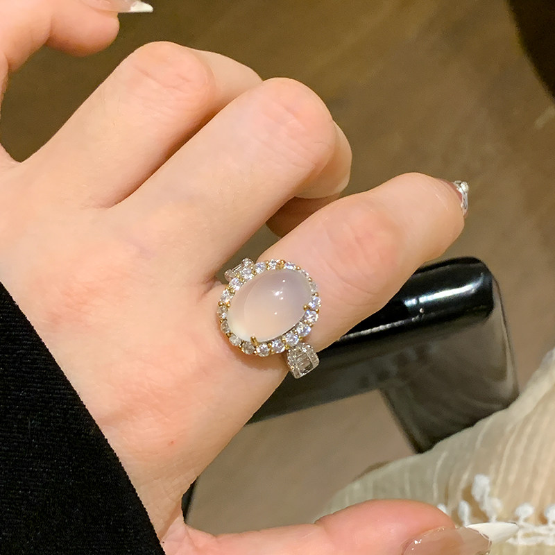 金华玉露~超大鸽子蛋玉石戒指女小众设计开口尾戒指女轻奢高级感