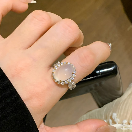 金华玉露~超大鸽子蛋玉石戒指女小众设计开口尾戒指女轻奢高级感
