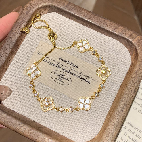 仿贝母碎钻幸运草手链女轻奢优雅