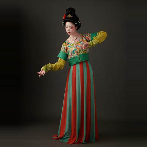 墨名堂双面穿绣花褙子599