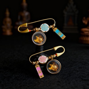 泰佛佑泰国佛牌真品 阿赞拉塔纳·2569小象别针 男款女款