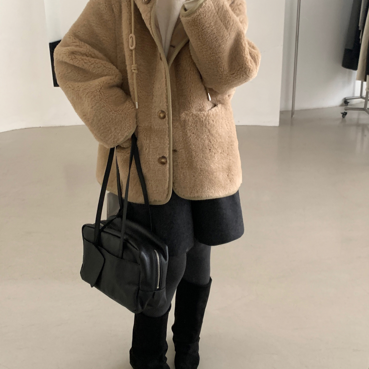 韩系仿皮毛一体仿羊羔毛连帽外套大衣(两面可穿)25799