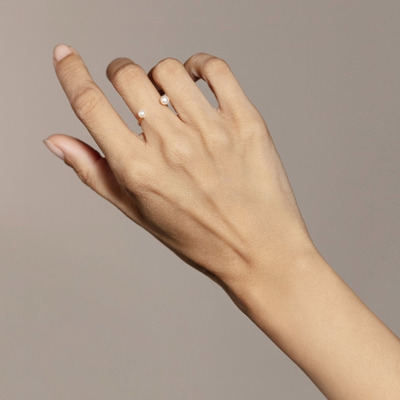 意大利设计师DELFINA DELETTREZ 经典珍珠戒指