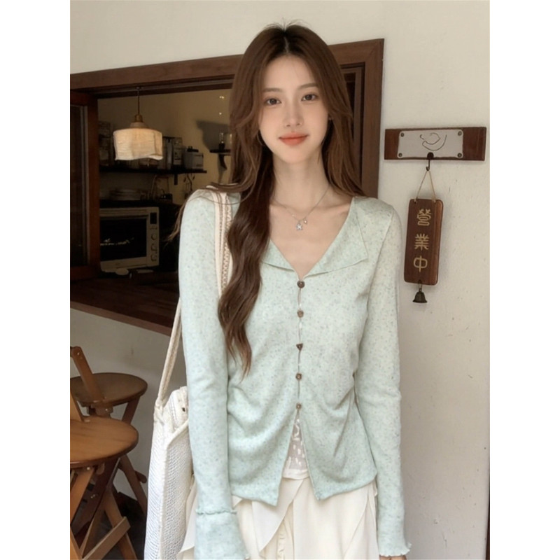 韩系小清新巨好看的翻领长袖t恤女2026年春季新款假两件小衫上衣