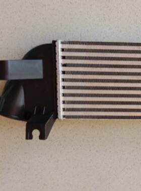 1530A161适用于皮卡L200/4D56汽车中冷器散热网