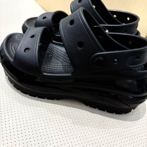CROCS卡洛驰经典光轮洞洞鞋凉鞋207989-001