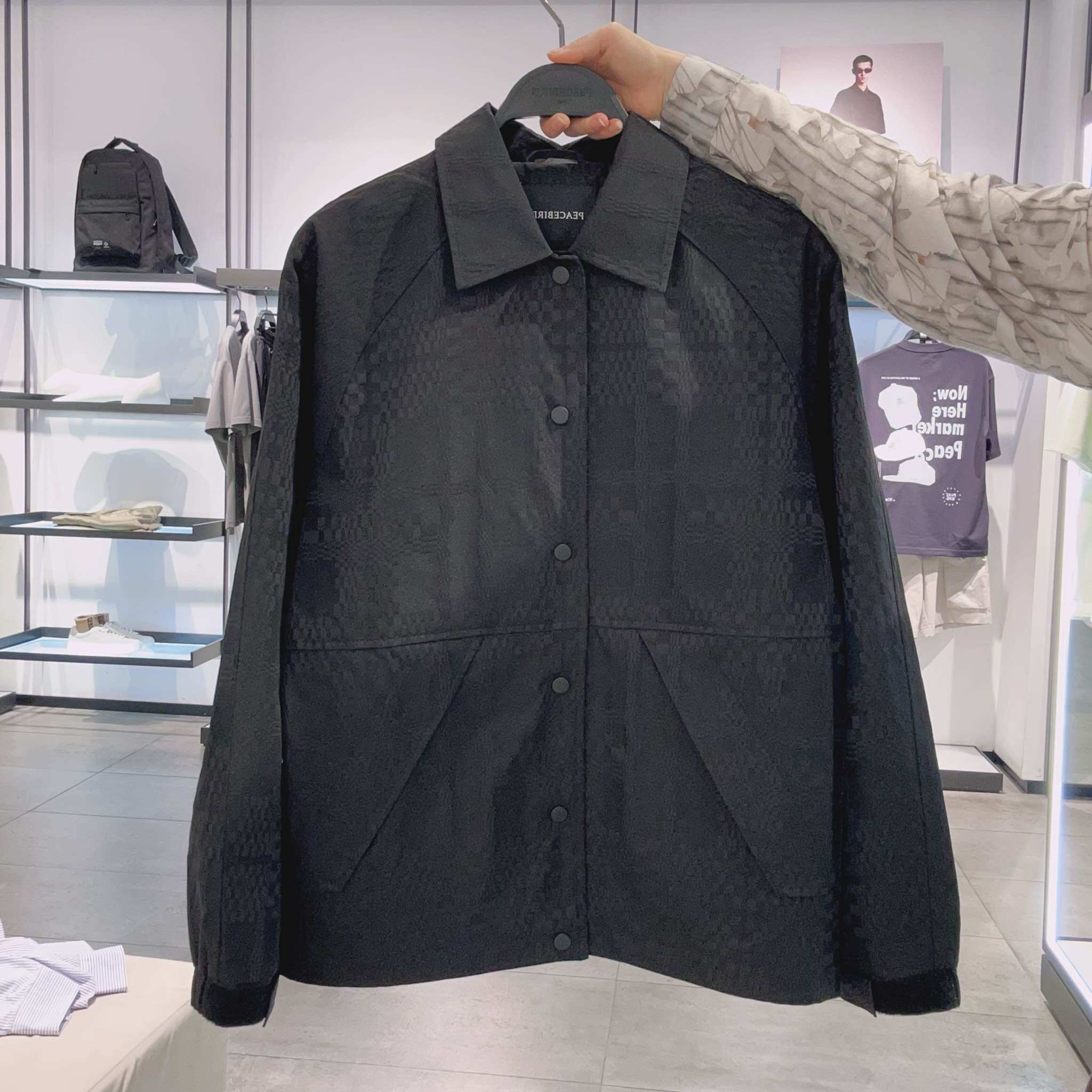 太平鸟男士简约时尚夹克B2BCE3264