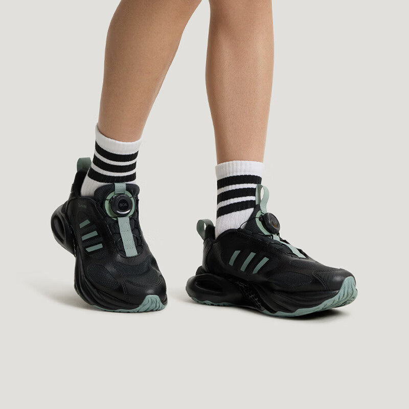 adidas阿迪达斯大童鞋VENTO 4.0经典运动休闲跑步鞋LA2380