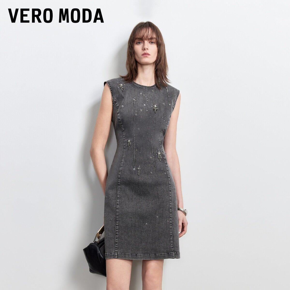 Vero Moda连衣裙2026夏季新款钻饰无袖坎肩A字牛仔短裙326242015
