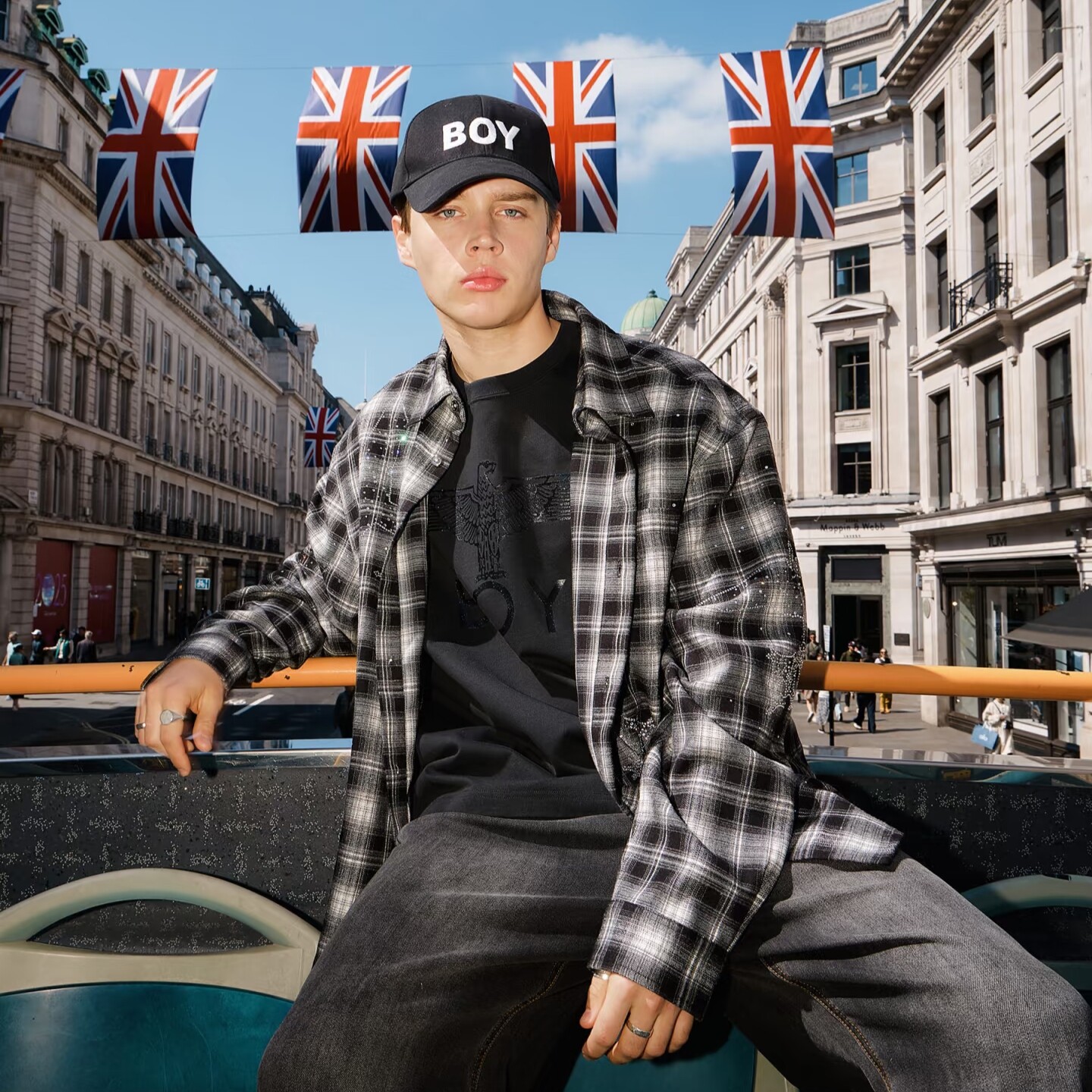 BOY LONDON男女同款简约时尚长袖衬衫B253N21038