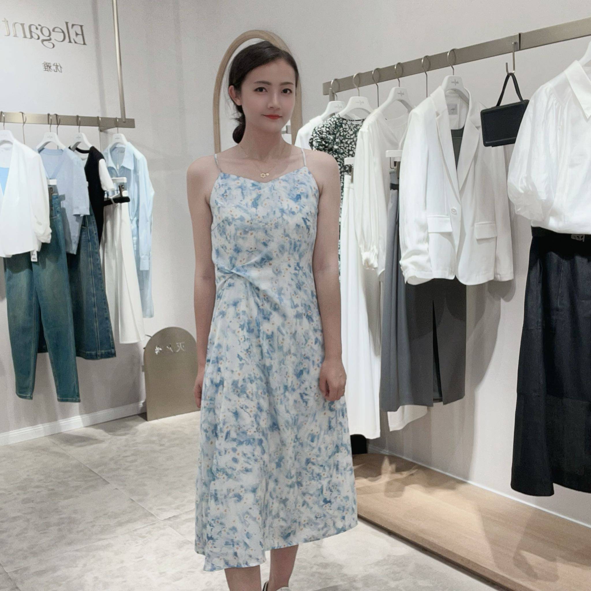 Eifini/伊芙丽女士时尚甜美吊带连衣裙1F4391231