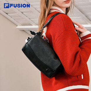马上起飞 | 挎包FILA FUSION斐乐方糖吐司包新年红T13U613123F