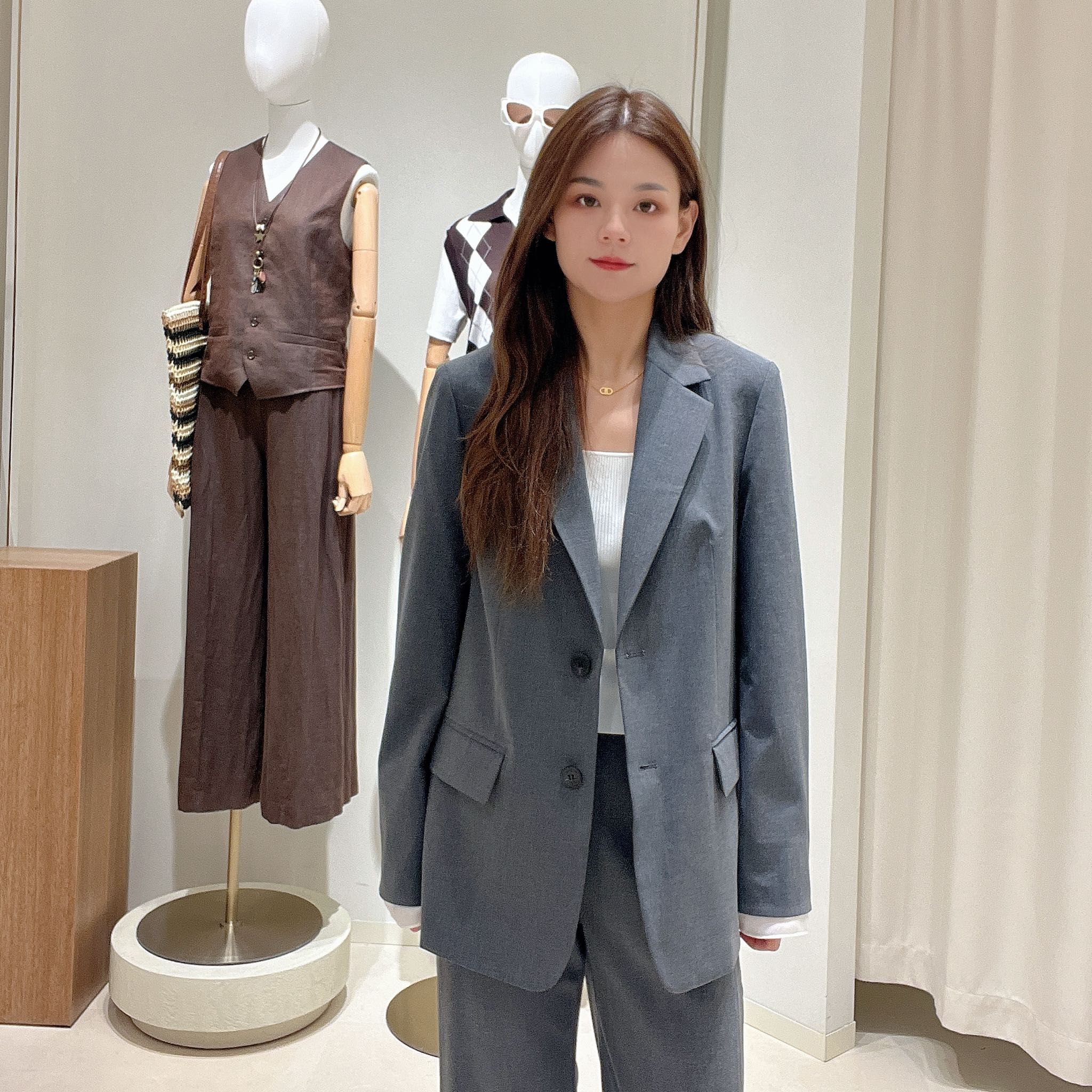 伊芙丽女士简约时尚外套上衣1G8310931