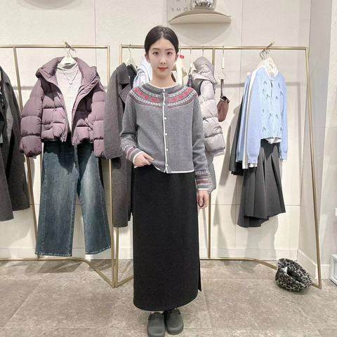 诗凡黎女士简约时尚半身裙子3FC140441