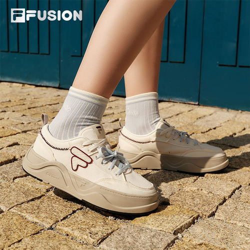 FILA FUSION 斐乐潮牌女鞋厚底帆布鞋2026夏季新款T12W622923A