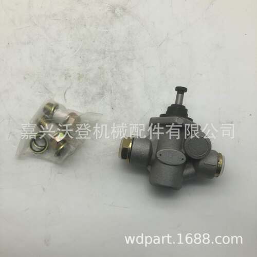 1876108C92 10000-93641 0440008134燃油泵适用于帕金斯