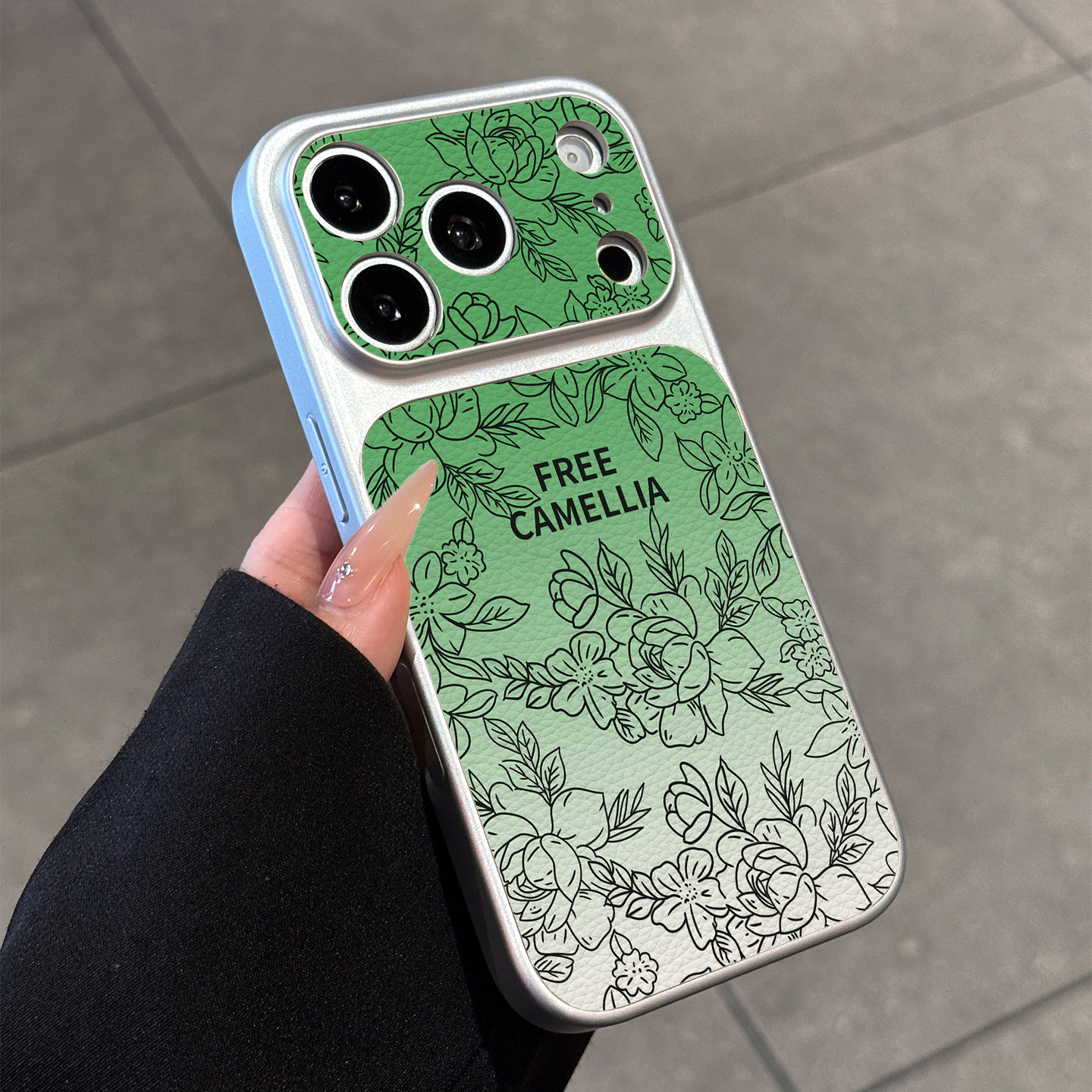 山茶花适用苹果17promax手机壳2026新款渐变iphone16秒变15pro绿色高级感小羊皮14女13全包镜头防摔17pm撞色