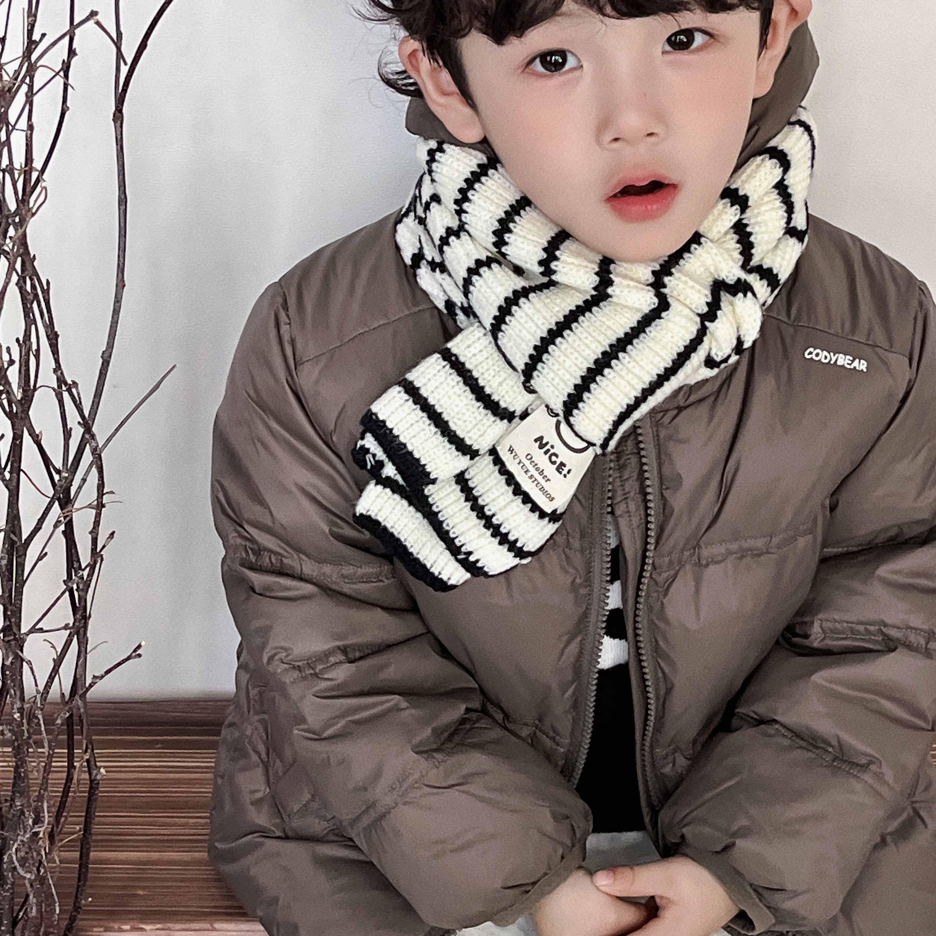 厚实90白鸭绒科迪熊羽绒服男女