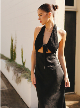 PassionWeekend「Noir Vittoria桑蚕丝蛇纹 深V领露背礼服裙
