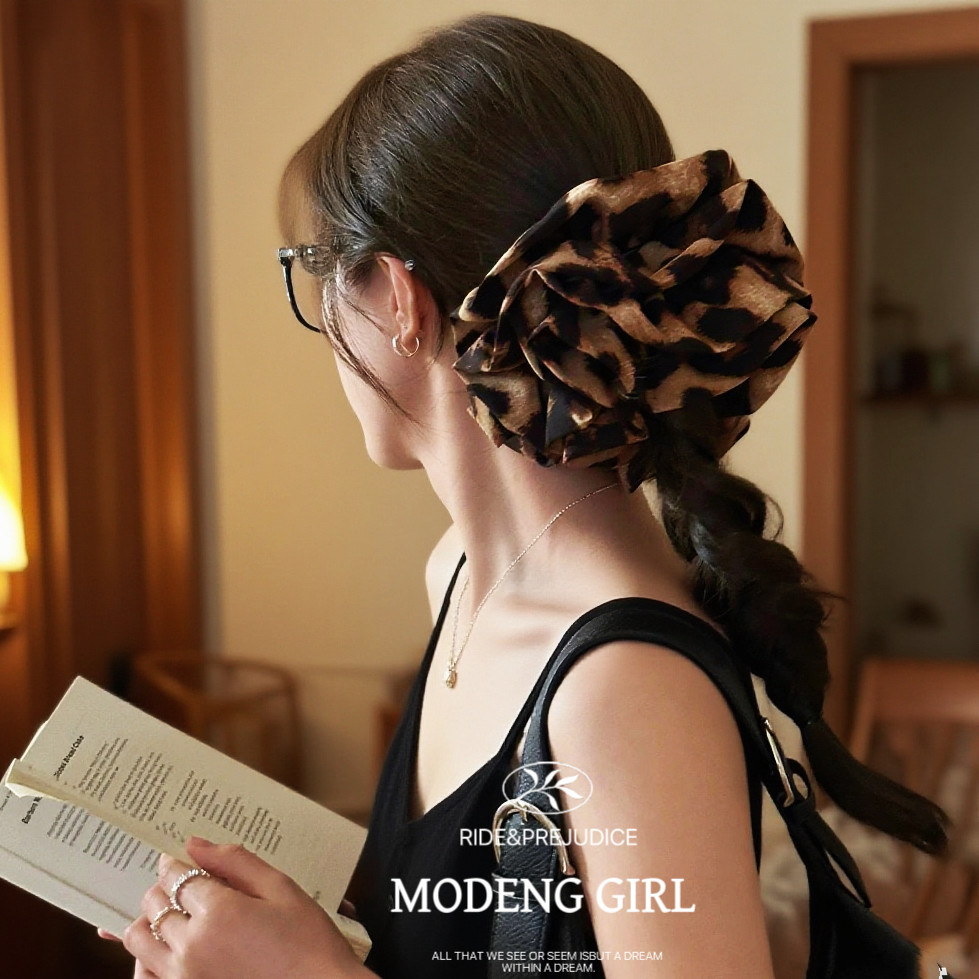 韩国头饰超气质大发圈女扎头发绣球发饰高级感洋气鲨鱼夹发卡