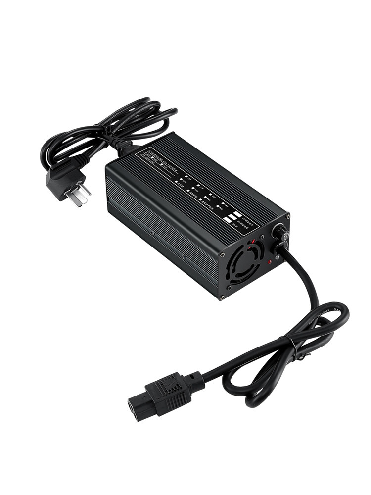 脉力诚电动车锂电池充电器48V60V72V8A静音新款小牛快速充电器