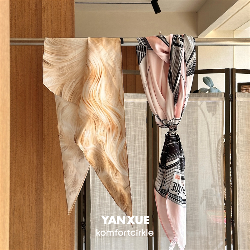 YANXUE x TRINITE联名系列 桑蚕丝印花三角方形丝巾头巾礼物