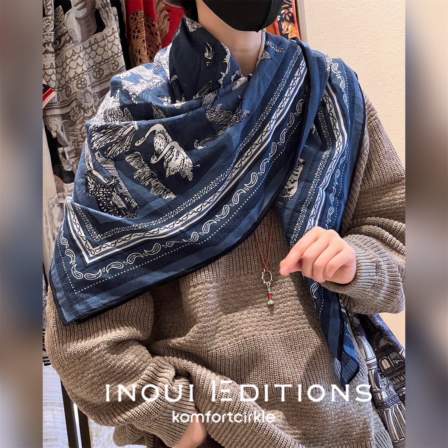 特价INOUI EDITIONS130*130蓝色动物i印花方巾丝巾围巾轻薄大披肩