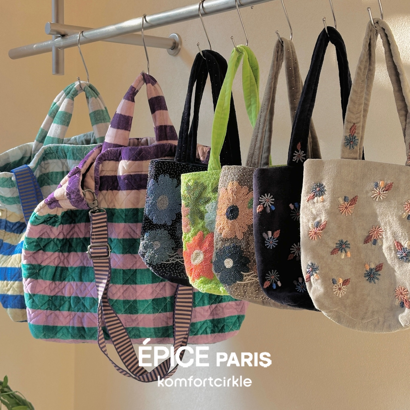 自留推荐 EPICE 丝绒格纹单肩斜挎包 花朵刺绣钉珠手提小拎包