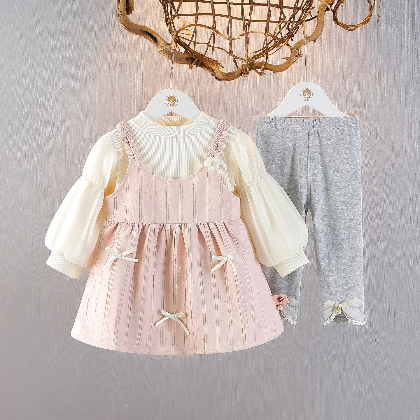 春秋新款女童公主裙子三件套女宝宝洋气蝴蝶结长袖打底衫休闲套装