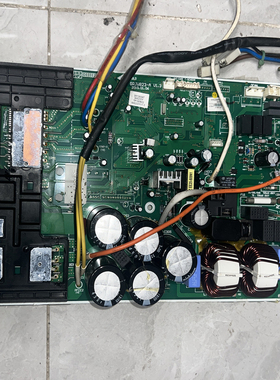 适用格力变频空调3P匹外机30138347 W8233Y 电脑板GRJW823-A