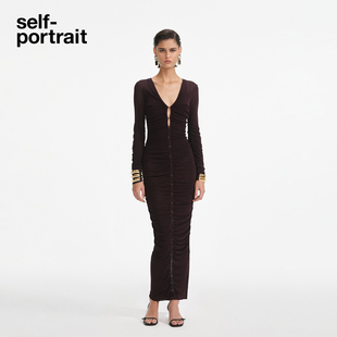 深棕色V领褶皱设计感针织长袖 2025秋冬新款 连衣裙 portrait self