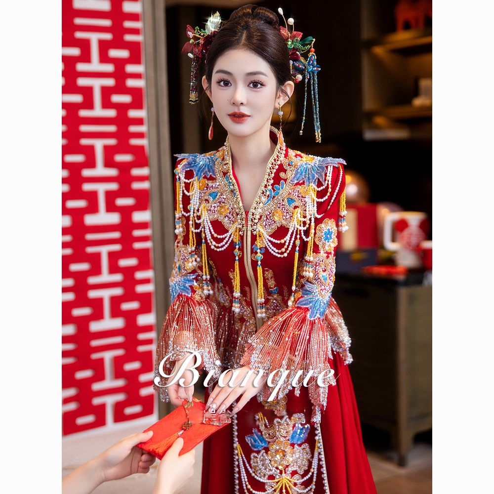 出租高端V领丝绒秀禾服新娘款
