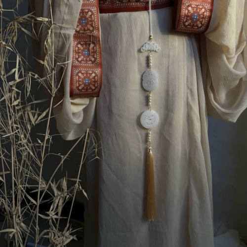 马面裙压襟长流苏汉服新中式