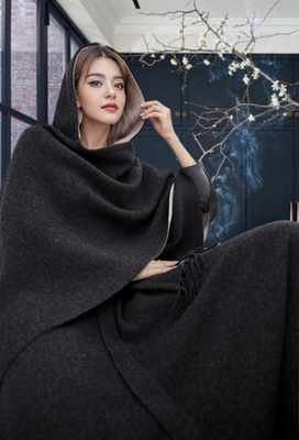 秋冬新款100%纯羊绒披肩女连帽斗篷外搭针织开衫宽松大码毛衣外套