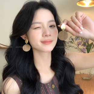 清迈日记~复古木质圆片耳钉女2026新款高级感耳环小众设计感耳饰