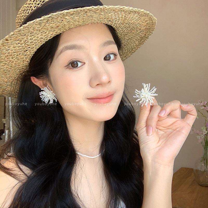 高级感珍珠烟花耳钉百搭气质耳饰图片