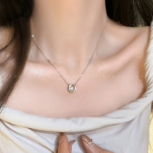 莫比乌斯环项链女2025新款 高级感锁骨链轻奢高级感灵动百搭配饰品