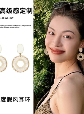 钟楚曦同款秋冬编织圆圈耳环女款轻奢高级感精致耳钉小众夸张耳饰