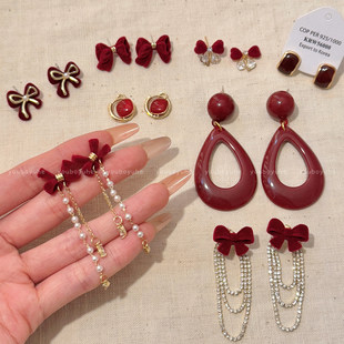 本命年红色喜庆蝴蝶结耳环女轻奢高级感显白耳钉小众设计秋冬耳饰