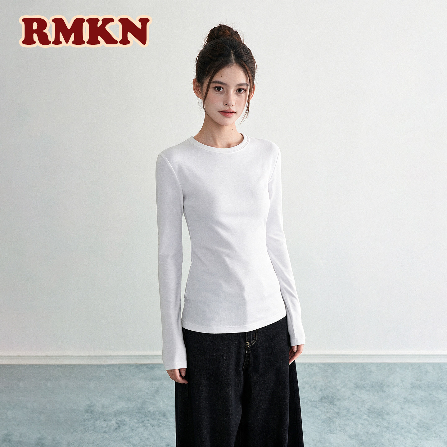 RMKN白色圆领正肩弹力长袖t恤修身显瘦内搭打底衫辣妹收腰上衣