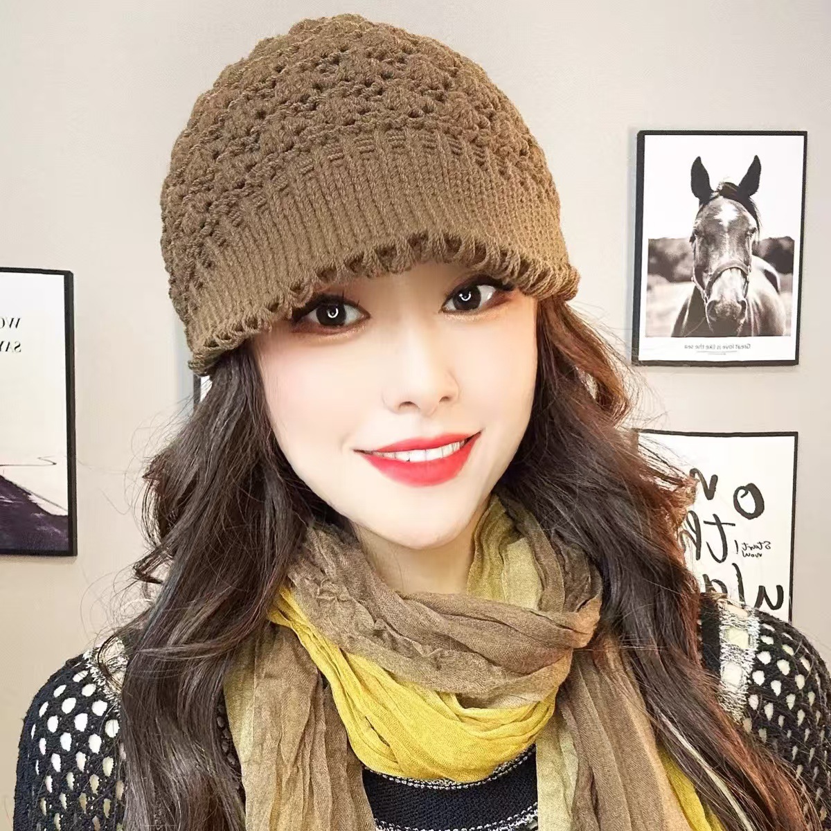 2025秋冬新款时尚百搭菠萝睫毛针织女士纯色鸭舌帽包头韩版保暖帽